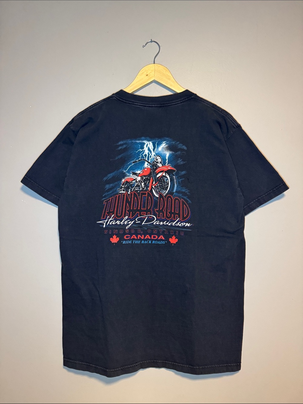 Vintage Thunder Road Harley Davidson T-Shirt / Large / Canada